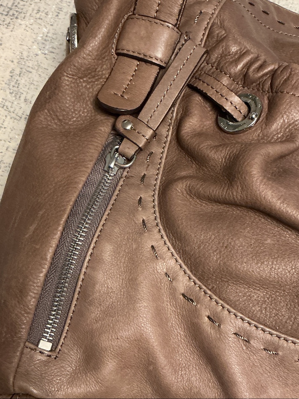 b. makowsky Taupe Brown Leather Shoulder Bag - Picture 3 of 7